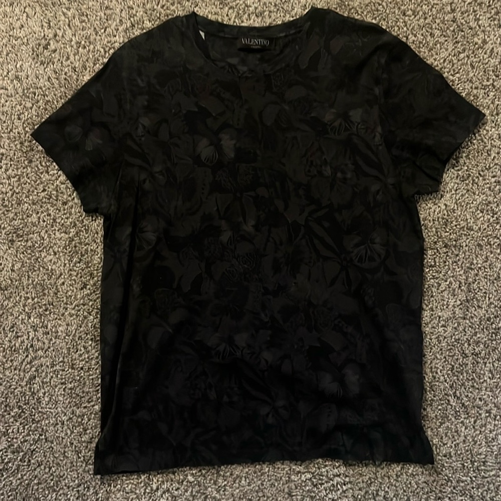 Used (wore once) Valentino t shirt